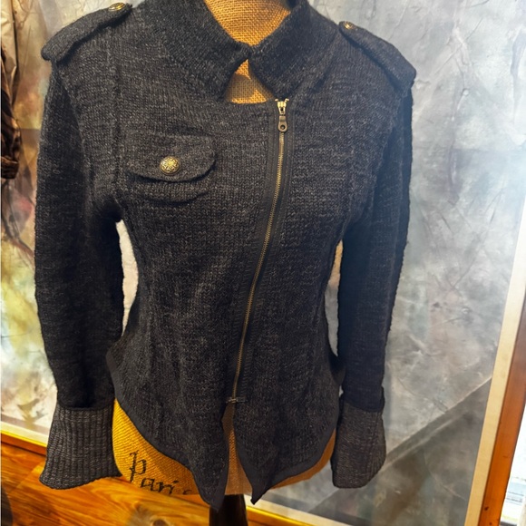 ❤️ FREE PEOPLE “WE THE FREE” Gray Zip Up Asymetric Cardigan w/ Peplum - L - GUC - Picture 1 of 15